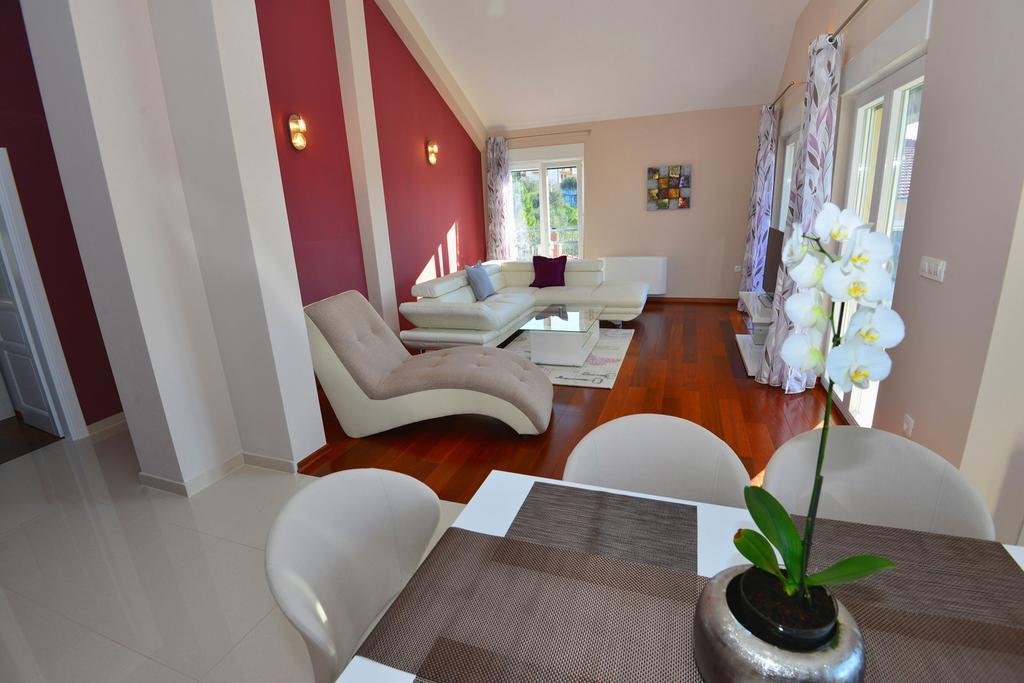 Apartments Villa Coratina تروغير المظهر الخارجي الصورة